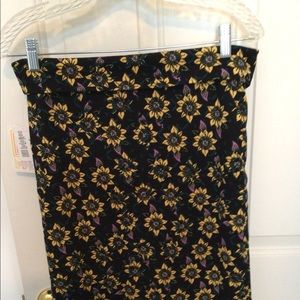 LuLaRoe M Sunflower Cassie Skirt